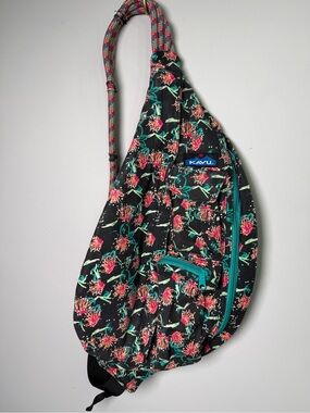 Kavu Rope Sling Bag Sparklers Print Floral Crossbody Backpack